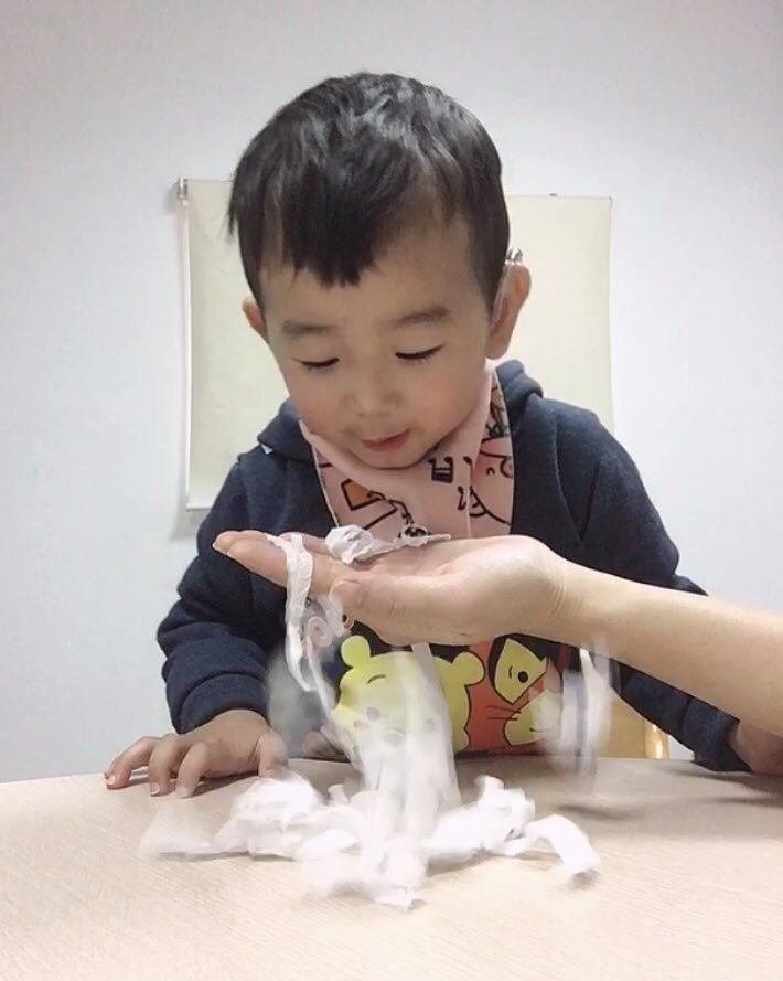 Luyện hơi qua bài tập thổi giấy